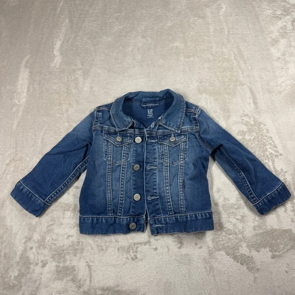 Gap Denim Button Front Collared Girl’s Blue Jeans Jacket Size 18-24 Months
